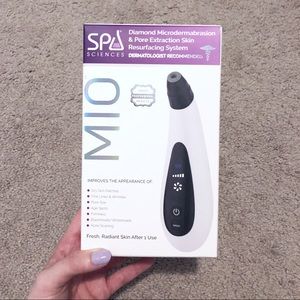 MIO Diamond Microdermabrasion Tool